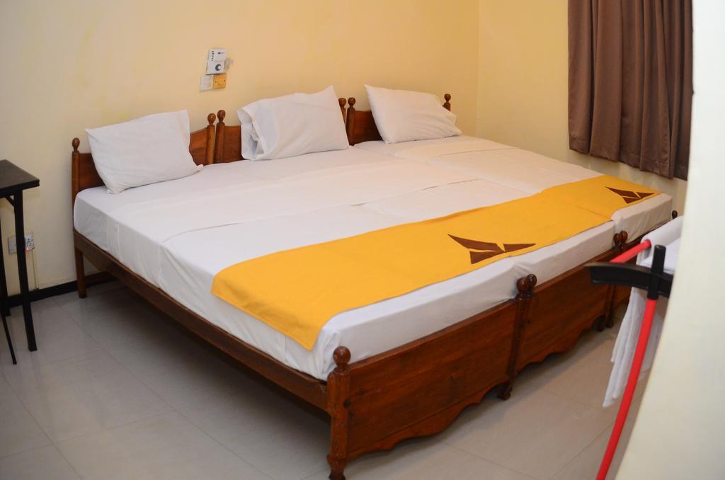 Jayasinghe Holiday Resort Kataragama Extérieur photo